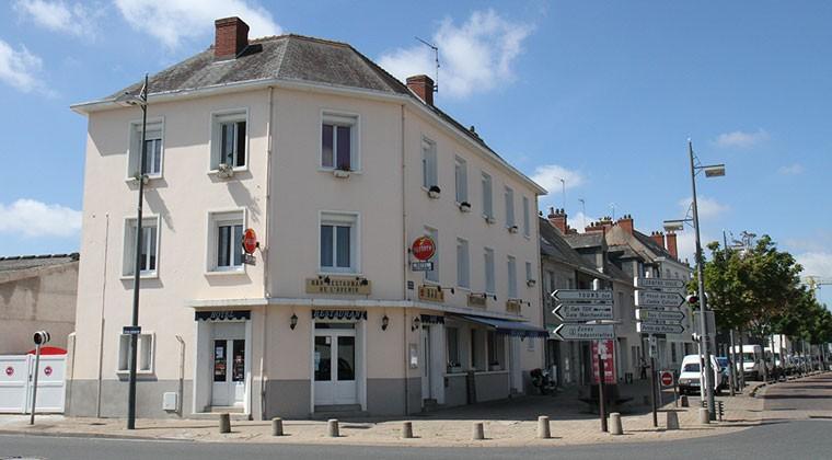 Hotel Restaurant L'Avenir Saint-Pierre-des-Corps Exterior foto